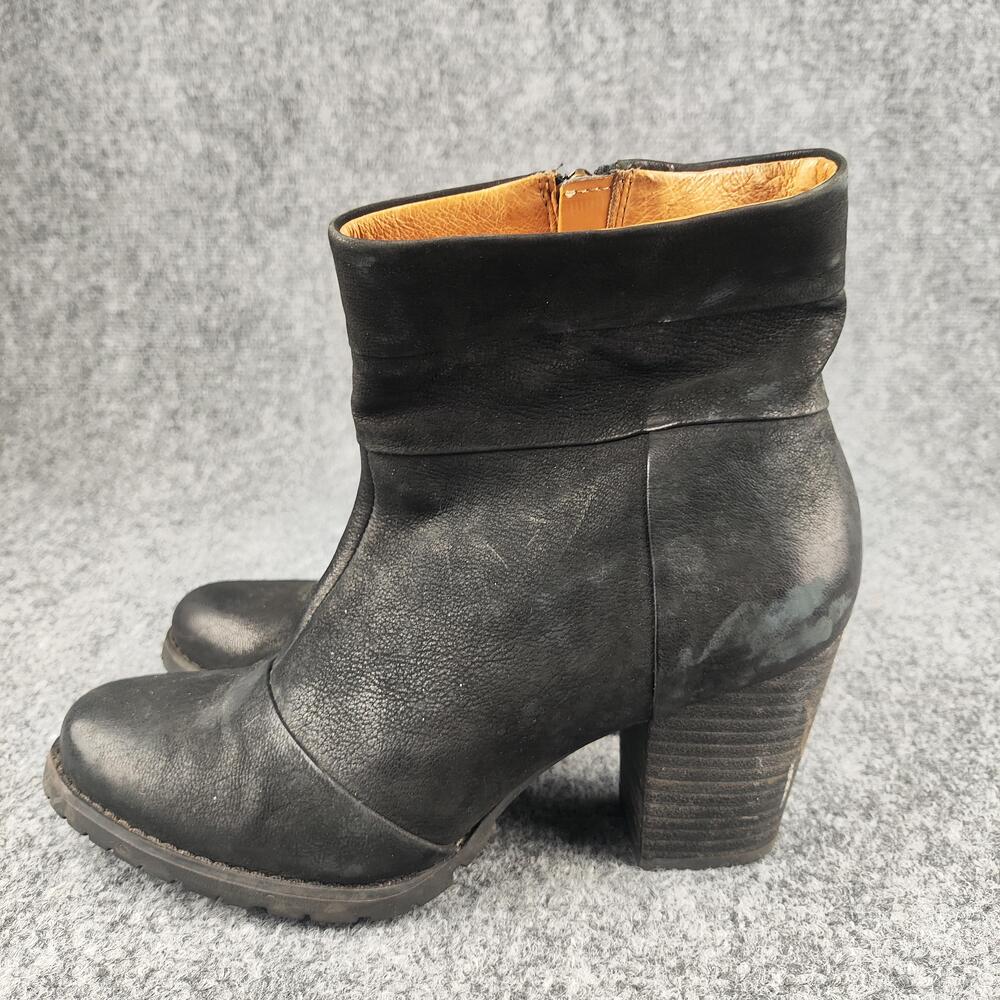Clarks Boots Womens Size 7 Black Leather Ankle Zip Block Heel Booties Lug Sole